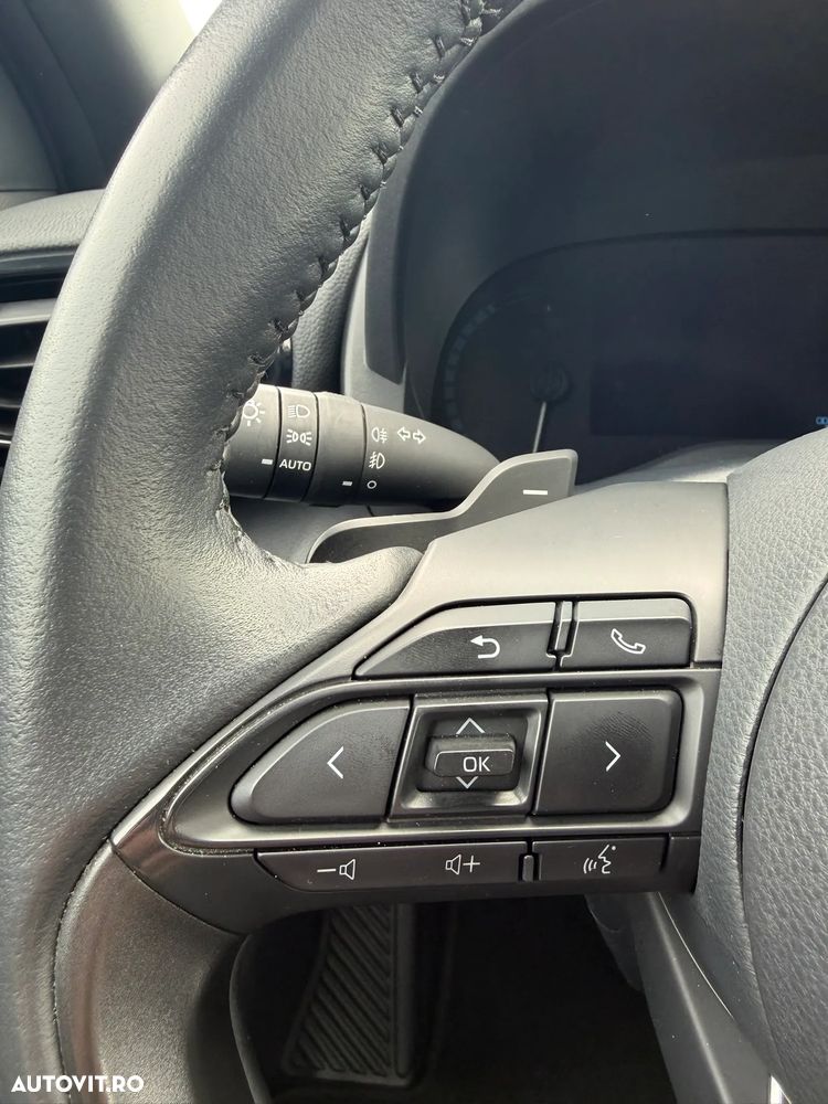 Toyota Yaris Cross 1.5 l CVT Active - 14