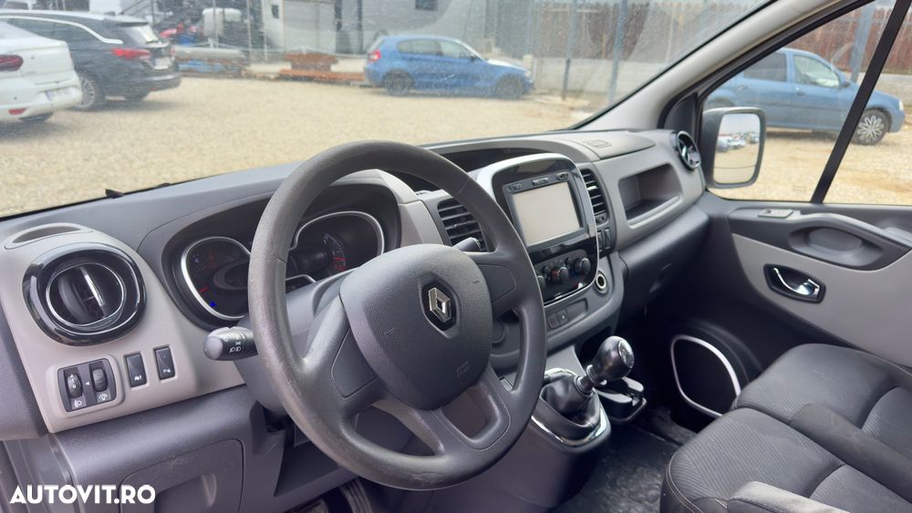Renault Trafic - 6