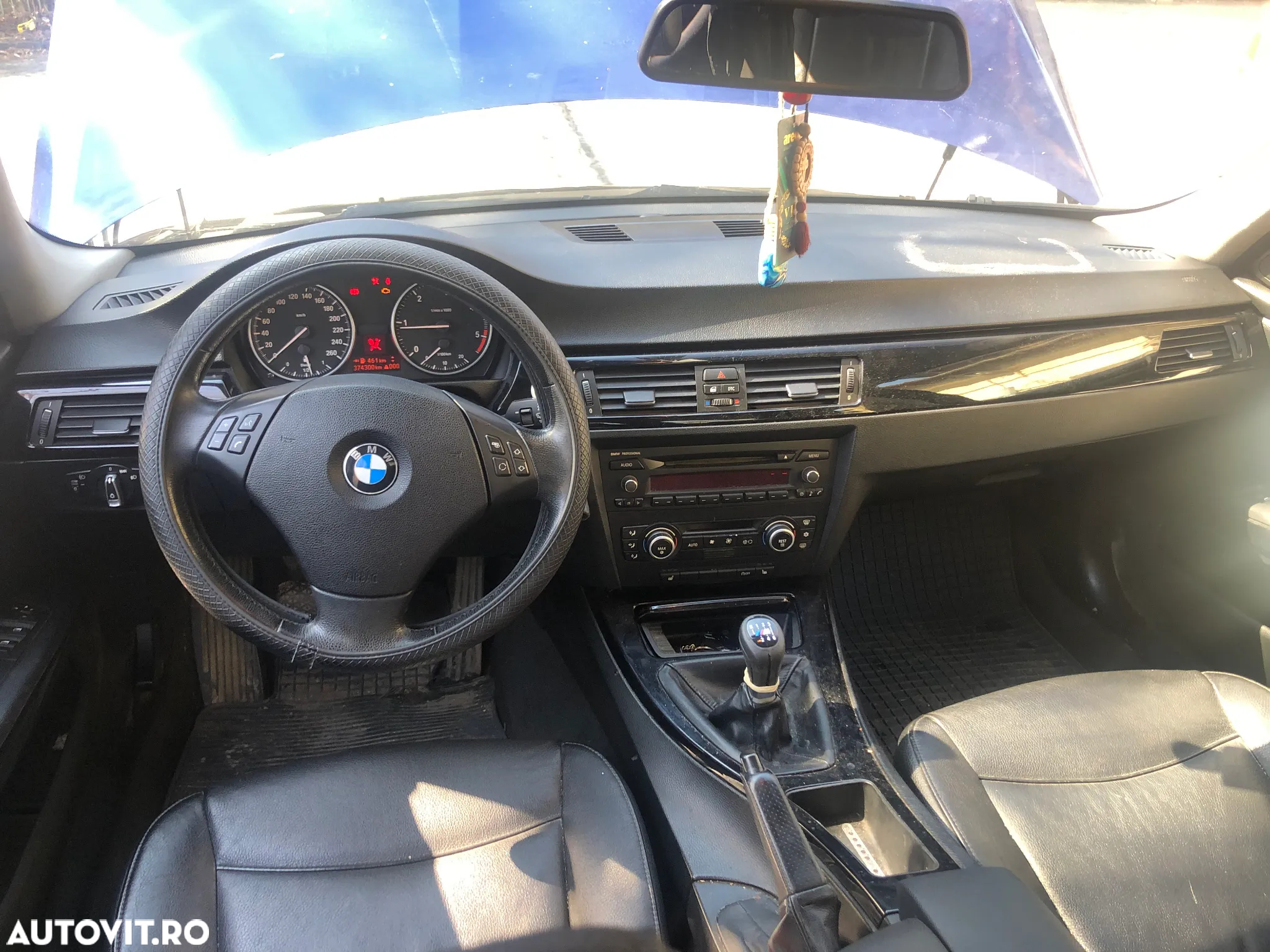 Dezmembrez Bmw Seria 3 E90 LCI facelift 320d N47D20C MONTEGOBLAU METALLIC - 8