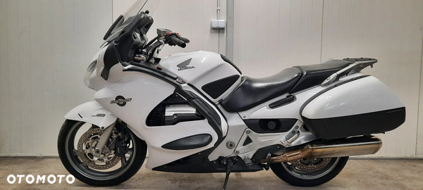Honda ST