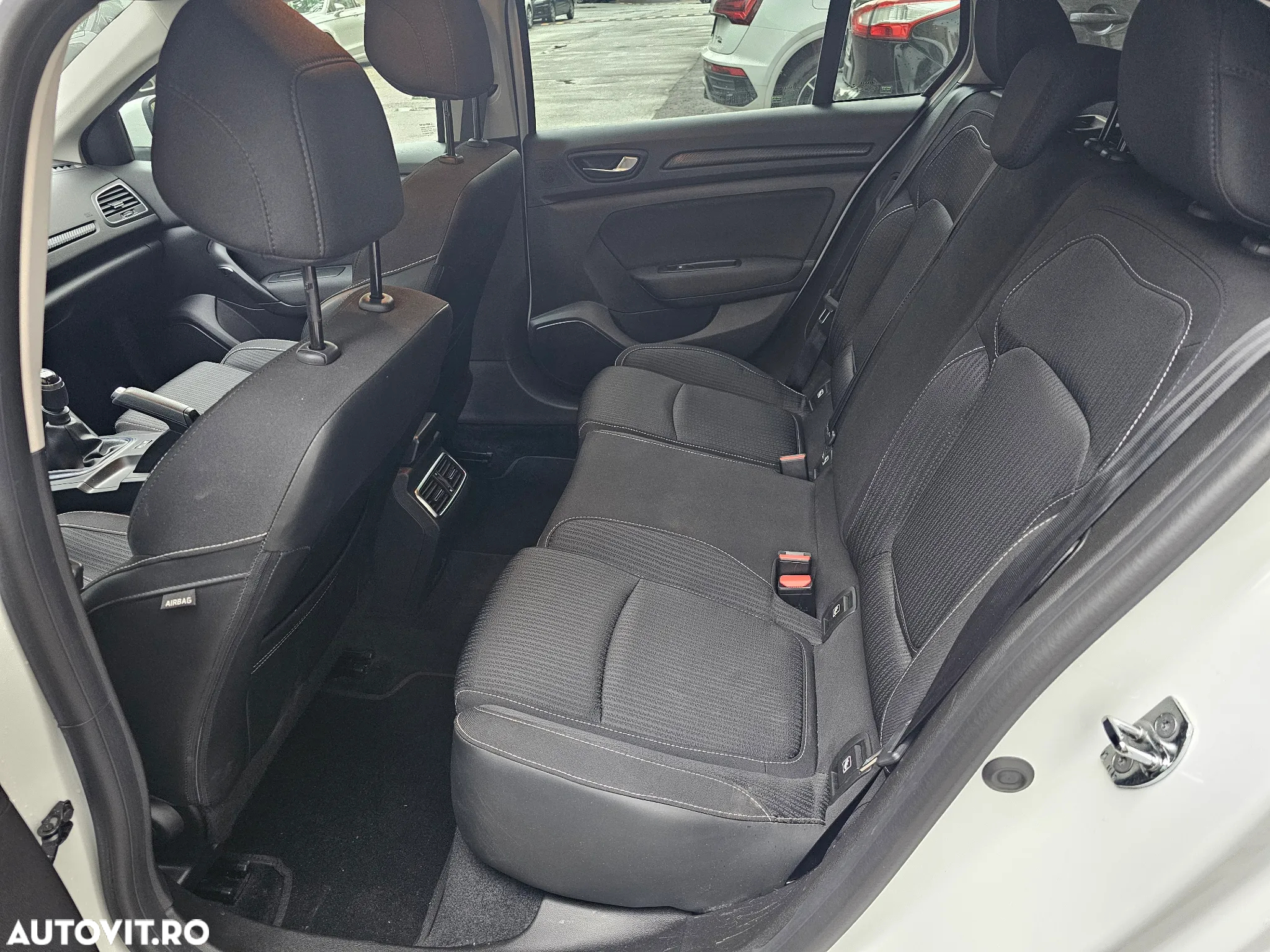 Renault Megane Grandtour BLUE dCi 115 BUSINESS EDITION - 13