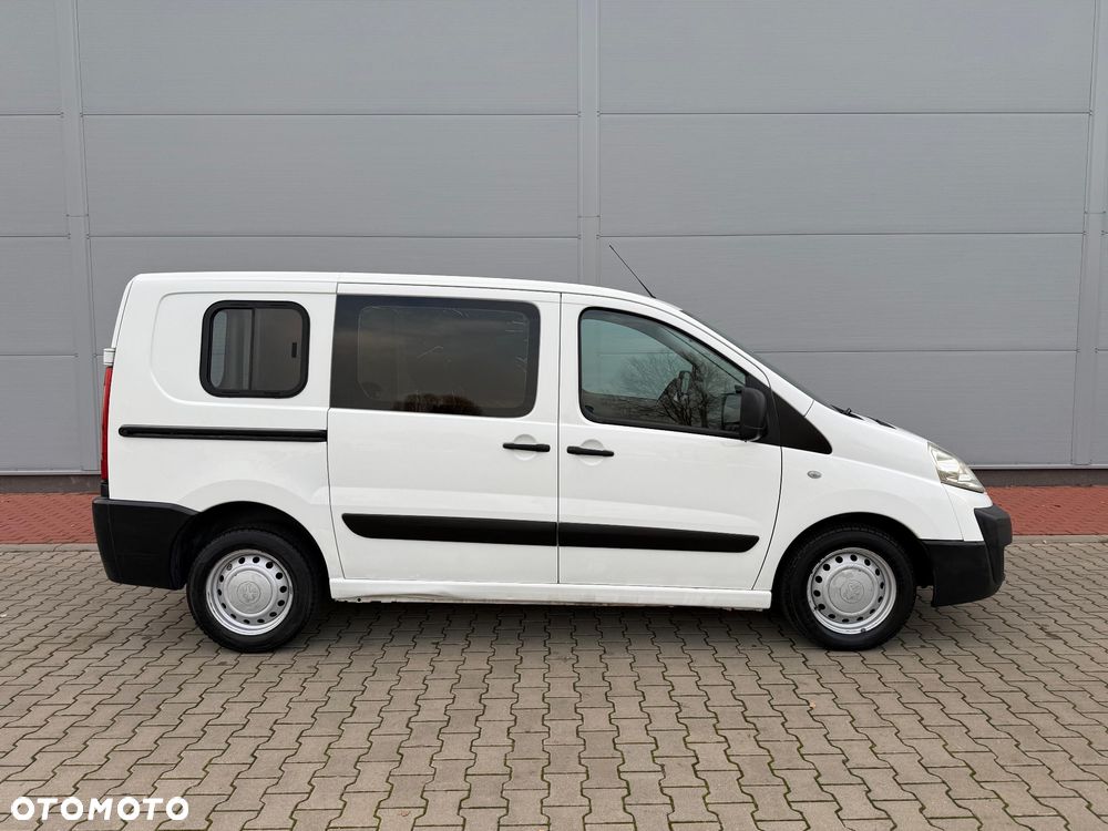 Peugeot Expert - 8