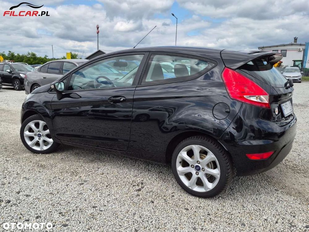 Ford Fiesta - 20
