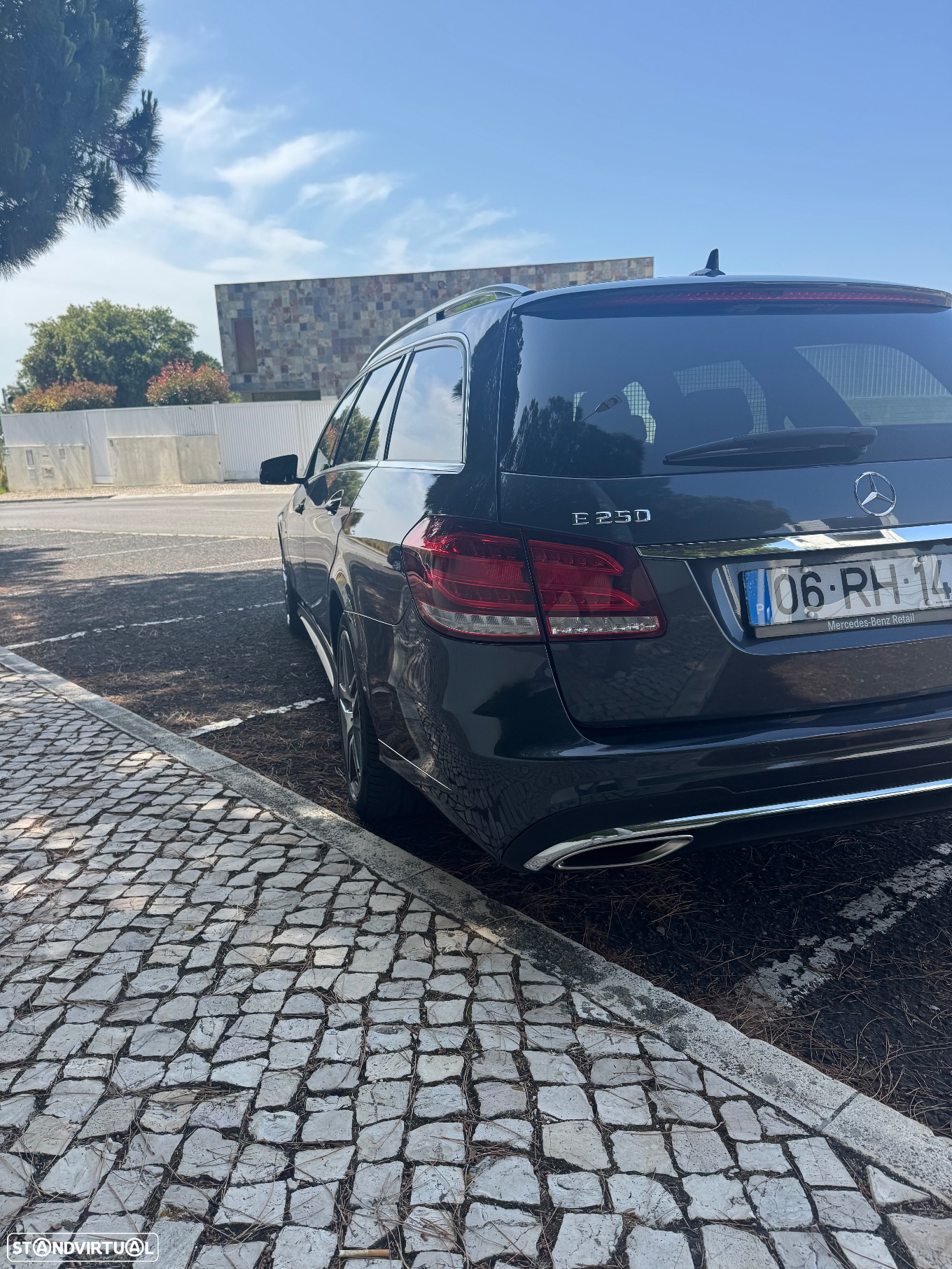 Mercedes-Benz E 250 BlueTEC Avantgarde Auto. - 5