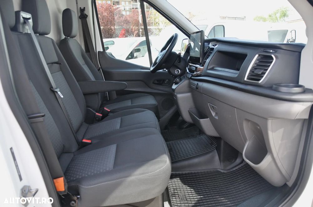 Ford Transit - 12