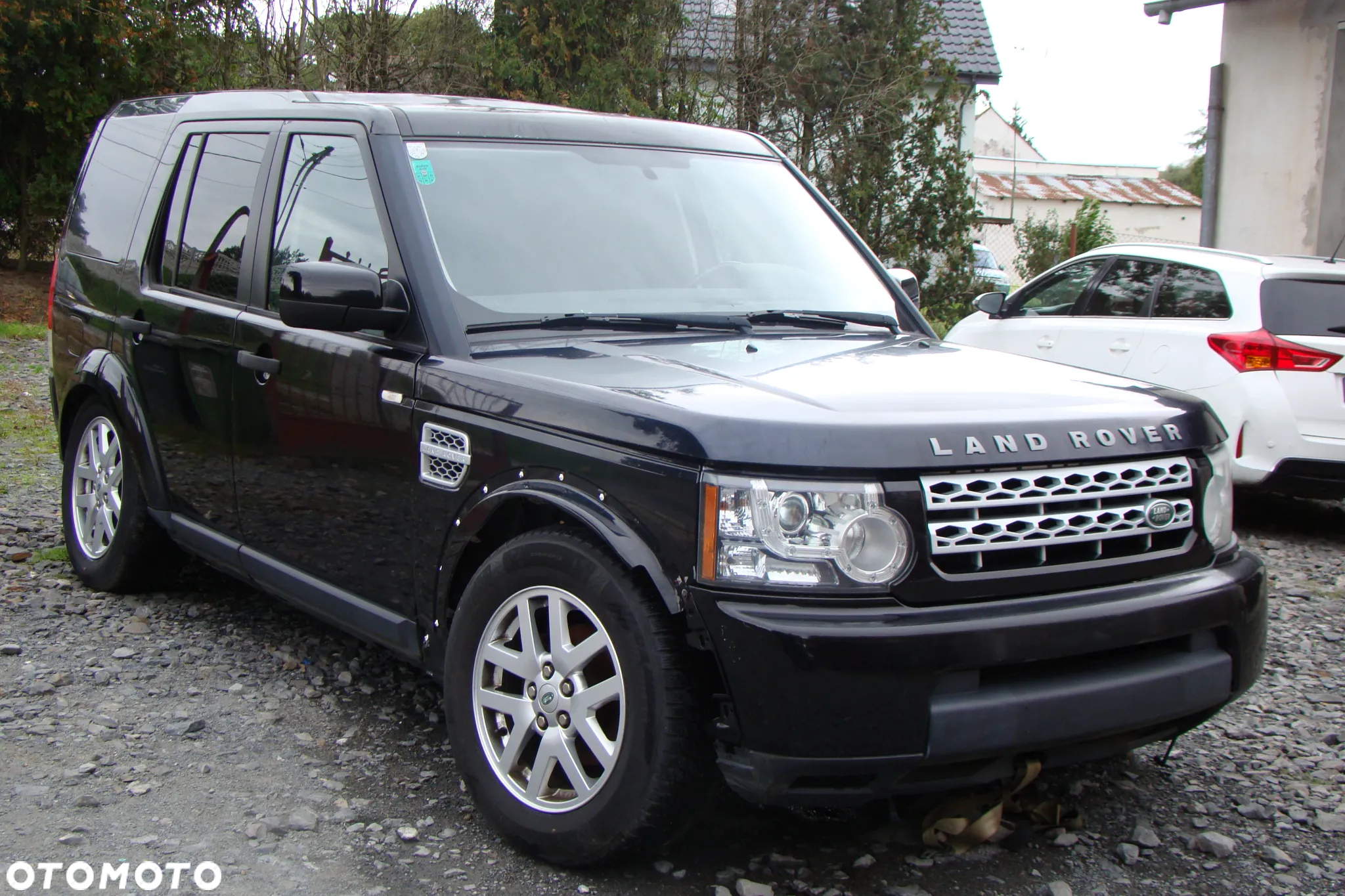 Land Rover Discovery IV 2.7D V6 S - 10