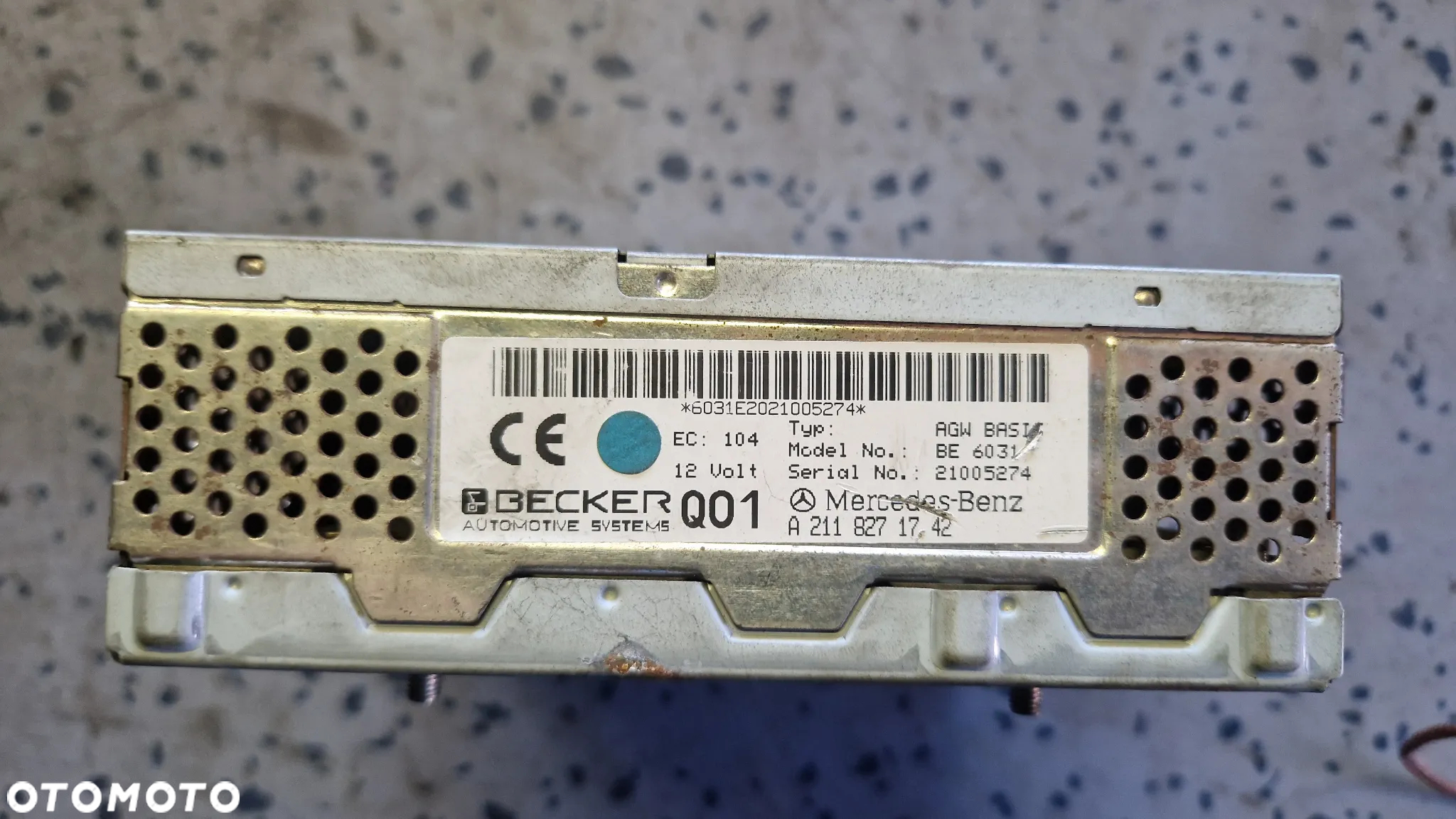 MERCEDES W211 WZMACNIACZ BECKER A2118271742 - 3
