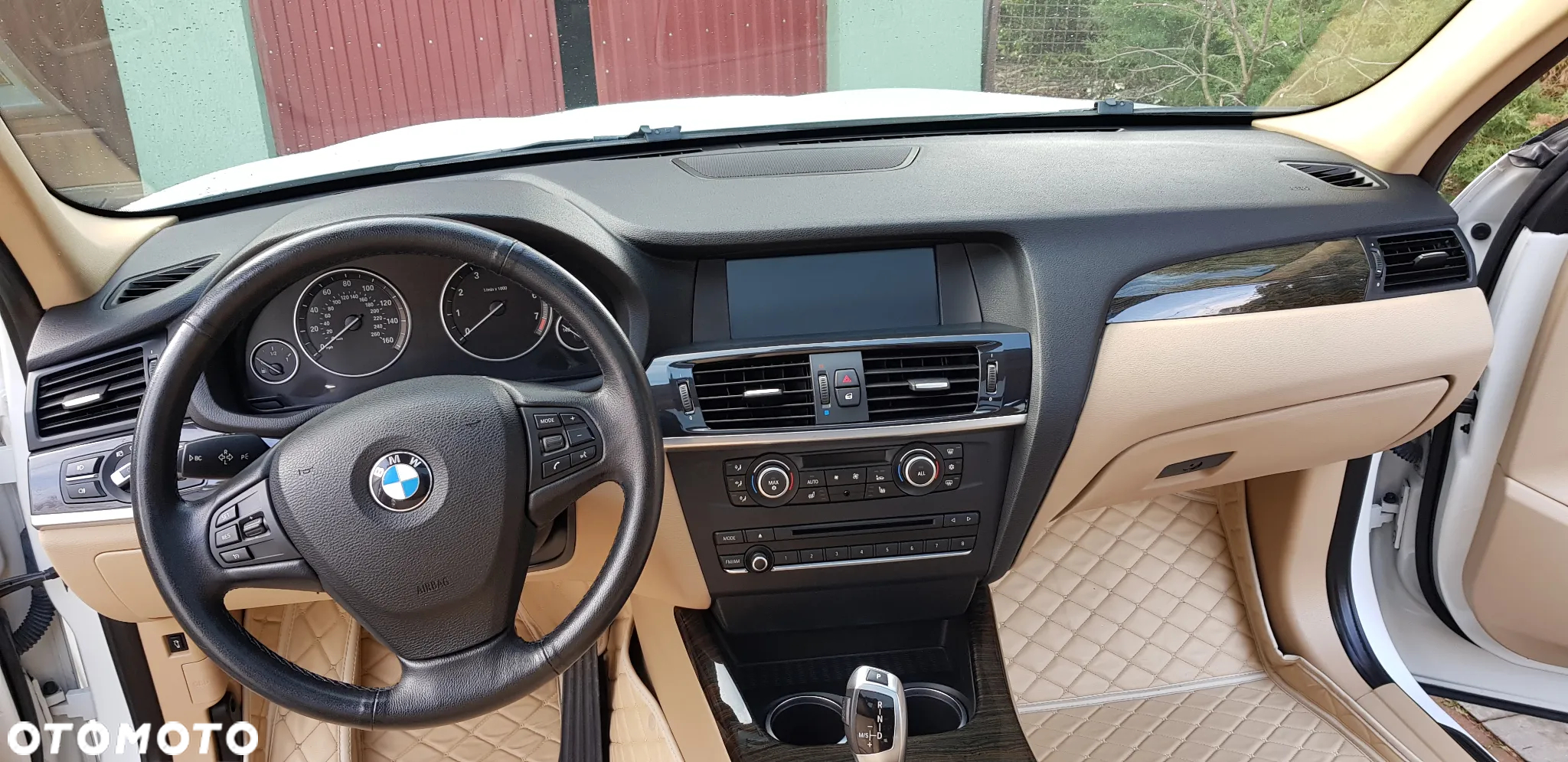 BMW X3 xDrive28i - 12