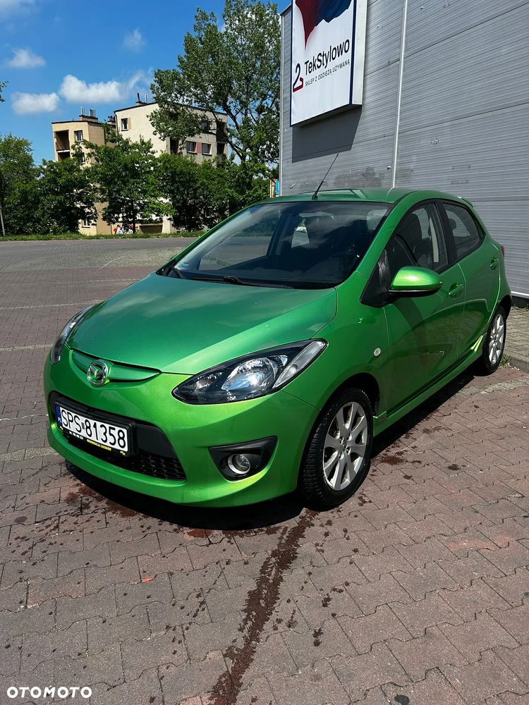 Mazda 2 - 4