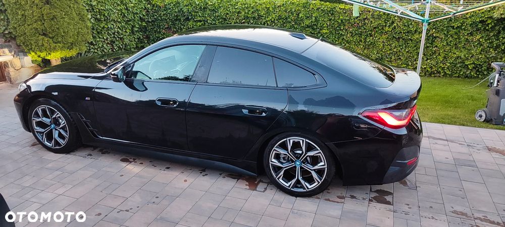BMW i4 - 6