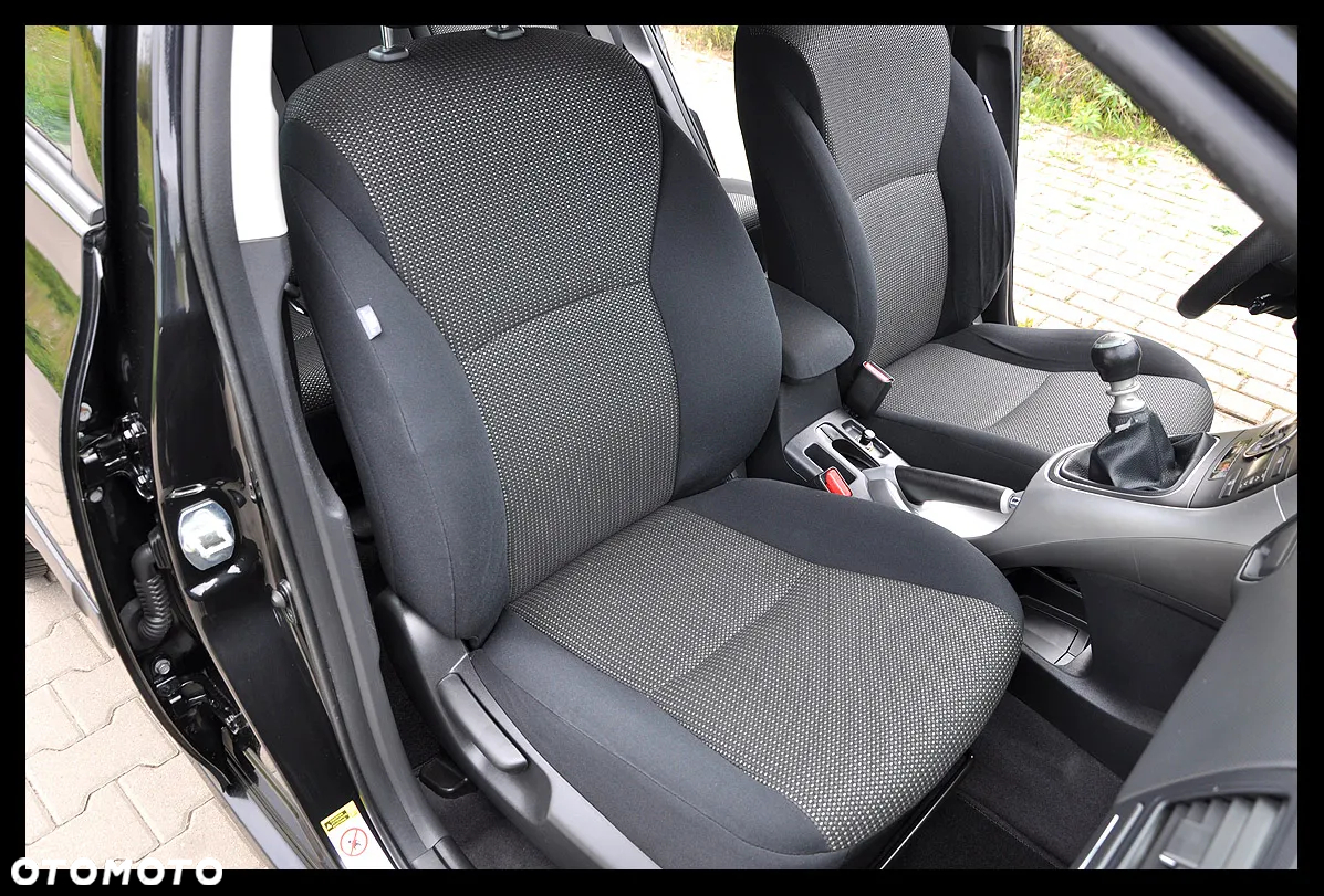 Toyota Auris 1.6 Edition - 24