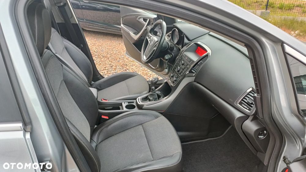 Opel Astra - 11
