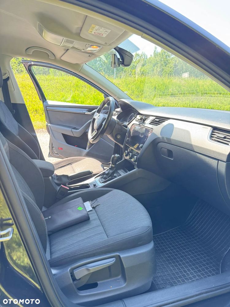 Skoda Octavia - 14