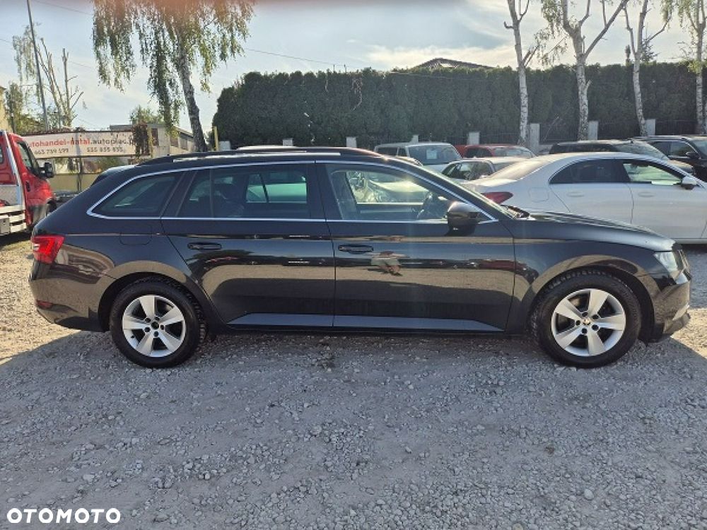 Skoda Superb 2.0 TDI 4x4 DSG Ambition - 18