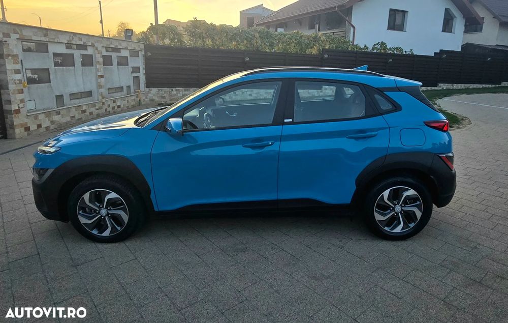 Hyundai KONA - 17