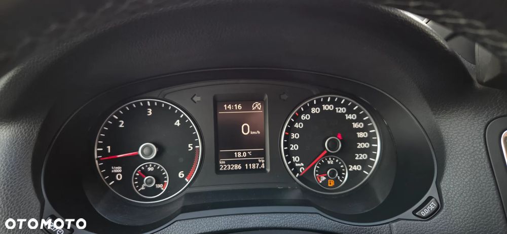 Volkswagen Sharan 2.0 TDI BlueMotion Technology Highline - 22
