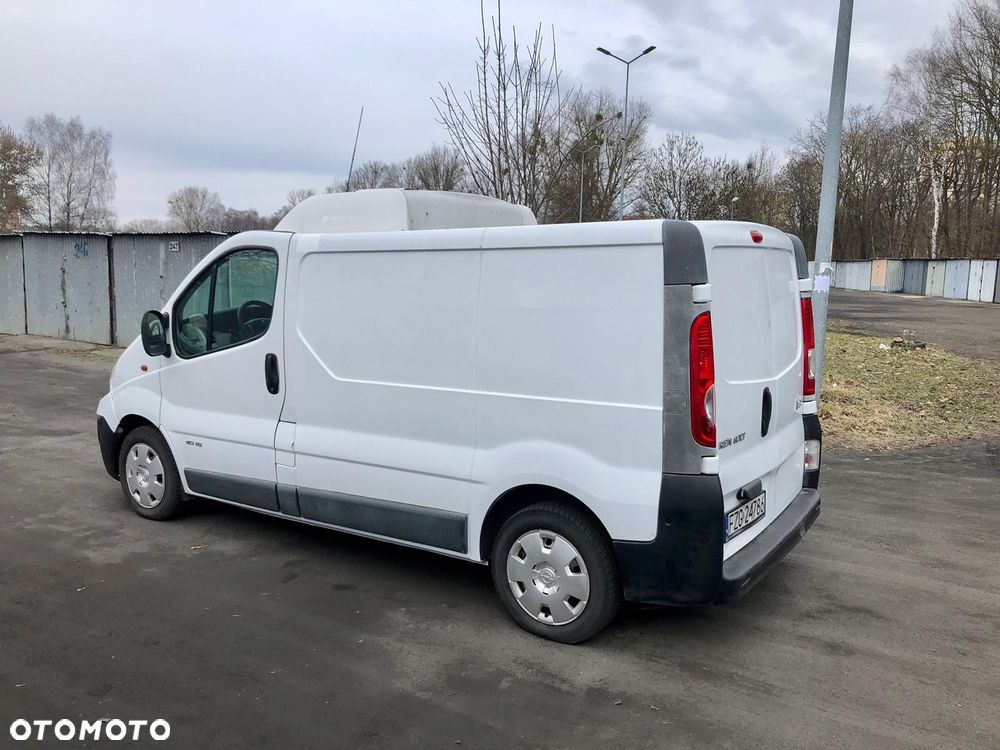 Renault Trafic - 2