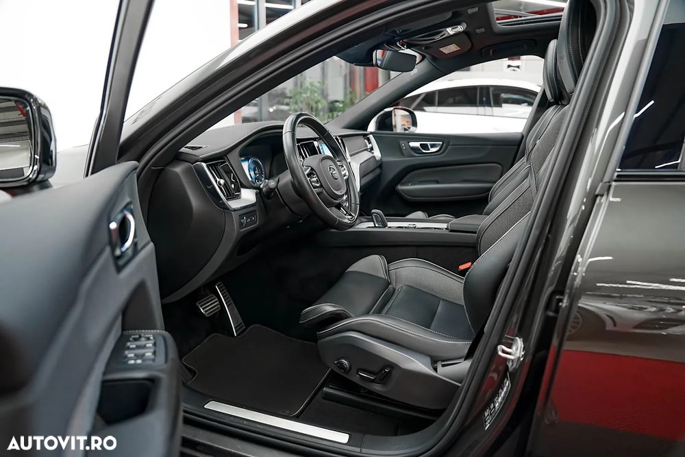 Volvo XC 60 ver-t8-twin-engine-awd-r--design - 4