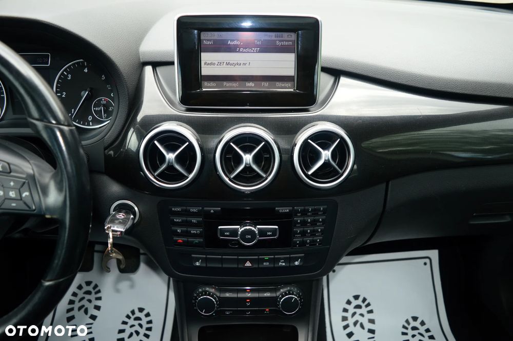 Mercedes-Benz Klasa B 180 CDI (BlueEFFICIENCY) - 19