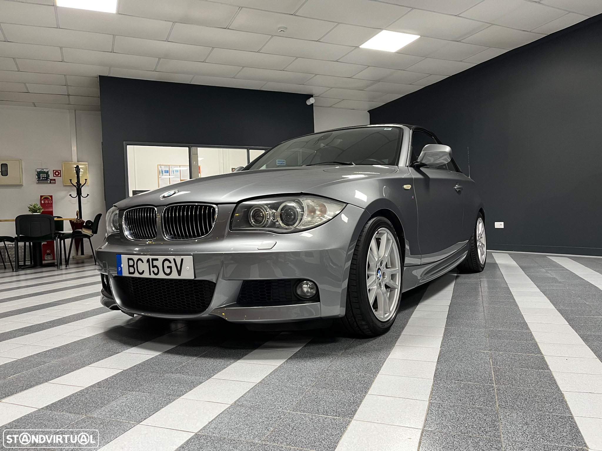 BMW 118 d Cabrio Limited Edition Lifestyle c/ M Sport Pack - 36