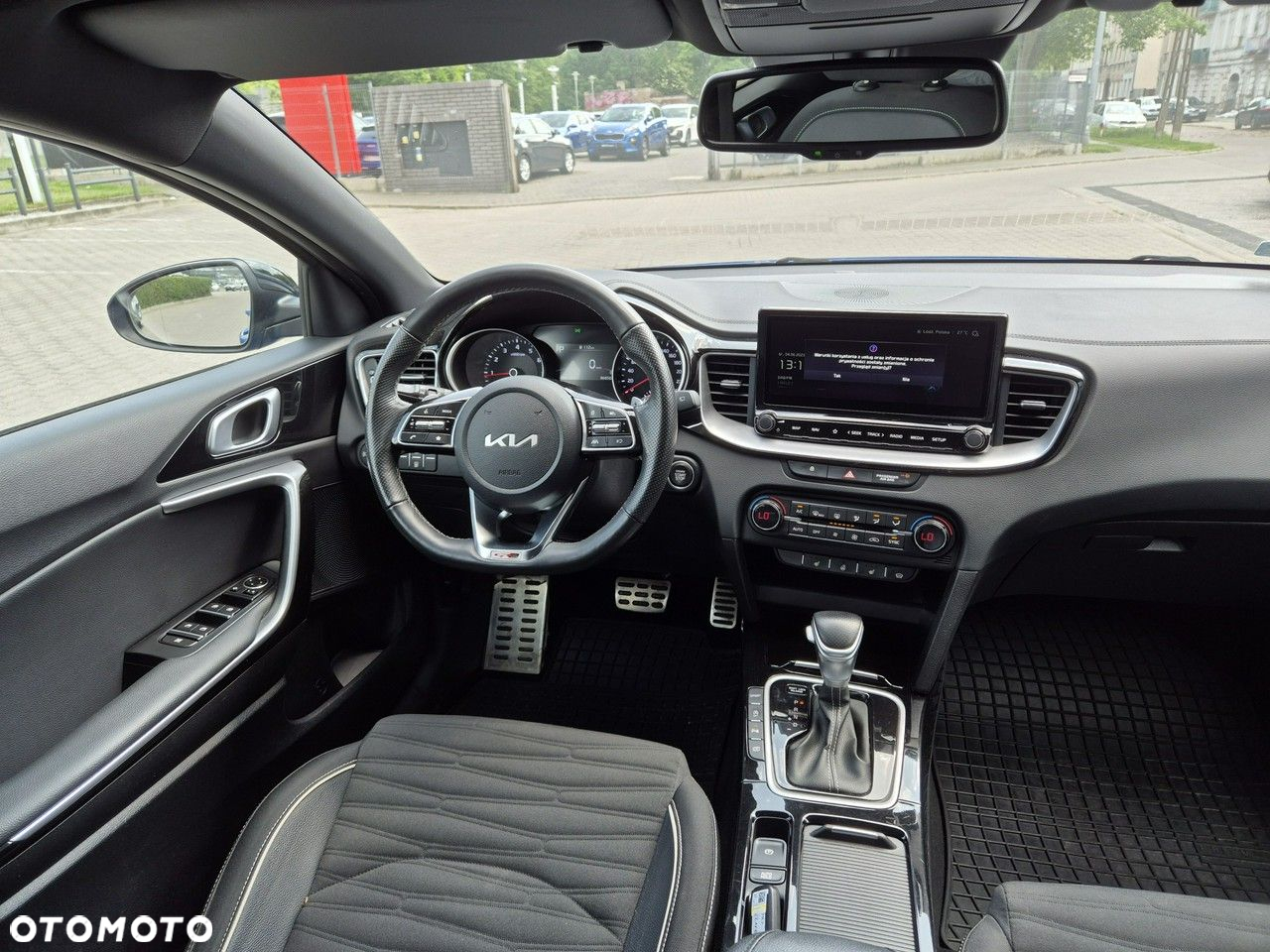 Kia ProCeed - 11