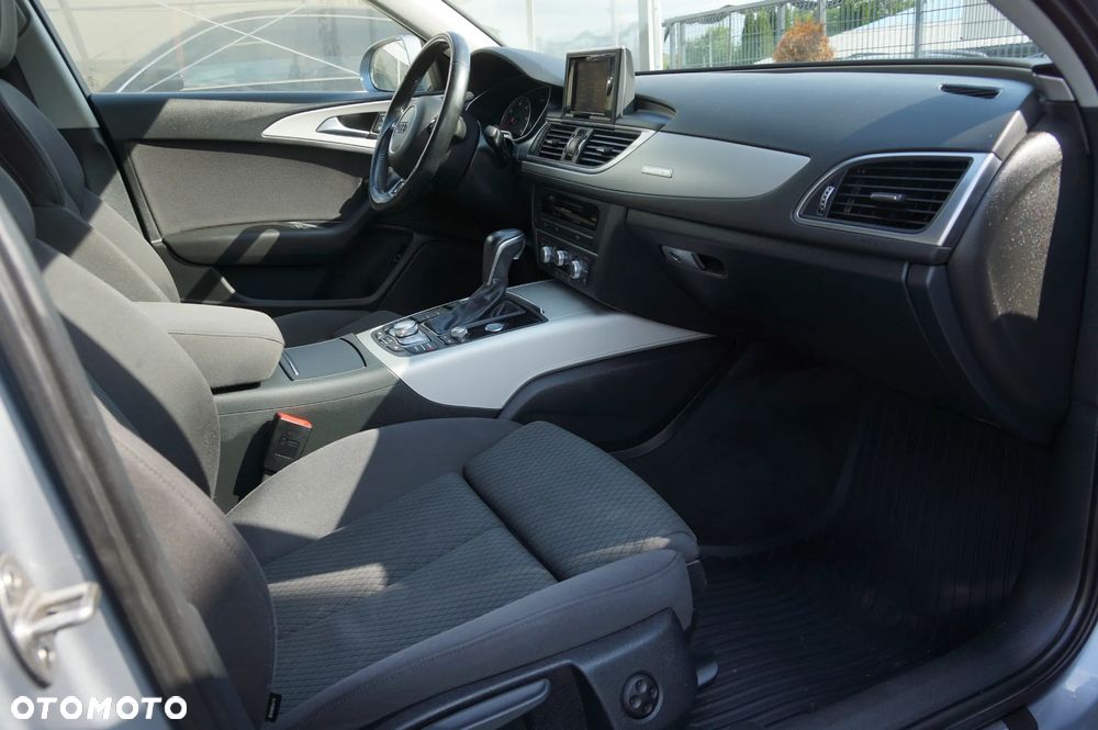 Audi A6 Avant 2.0 TDI quattro S tronic - 27
