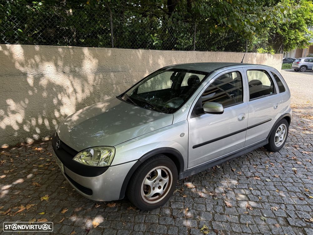 Opel Corsa 1.2 16V Cosmo - 3