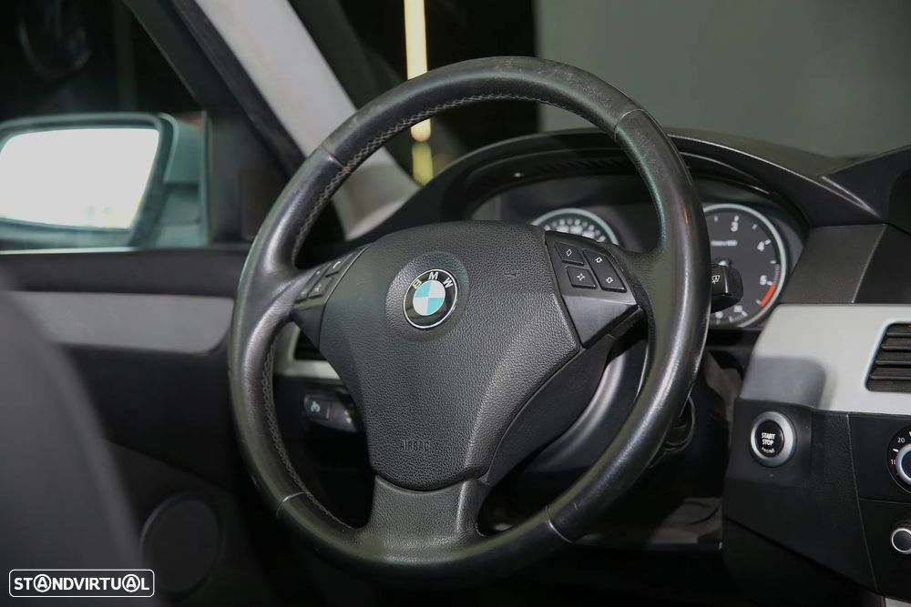 BMW 520 dA Touring Executive - 7