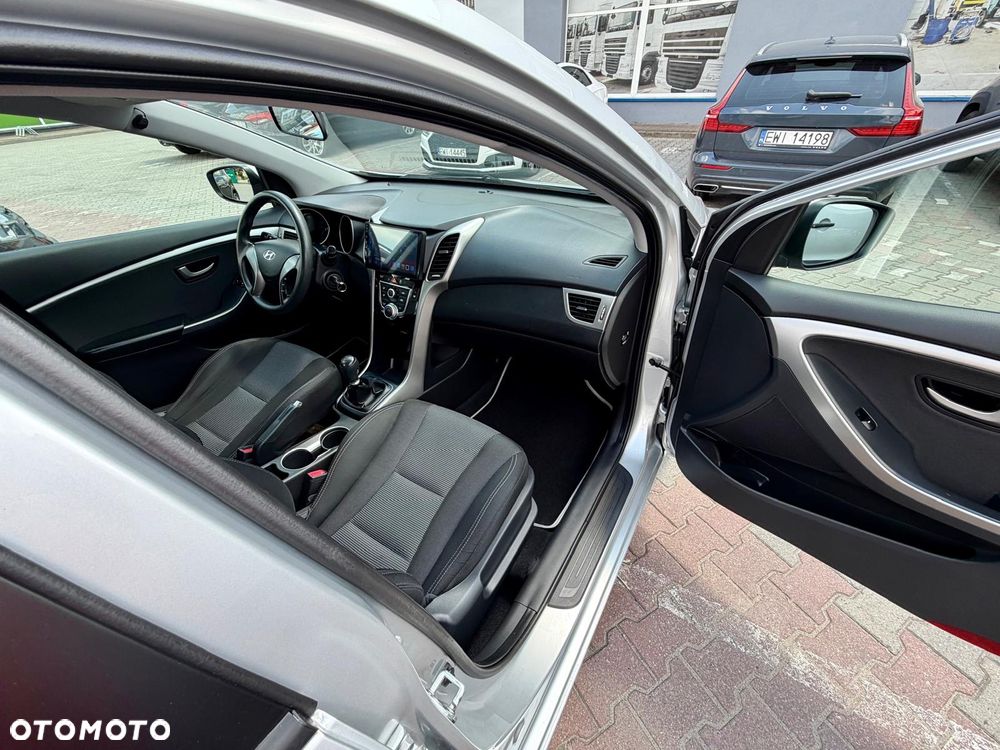 Hyundai i30 - 12