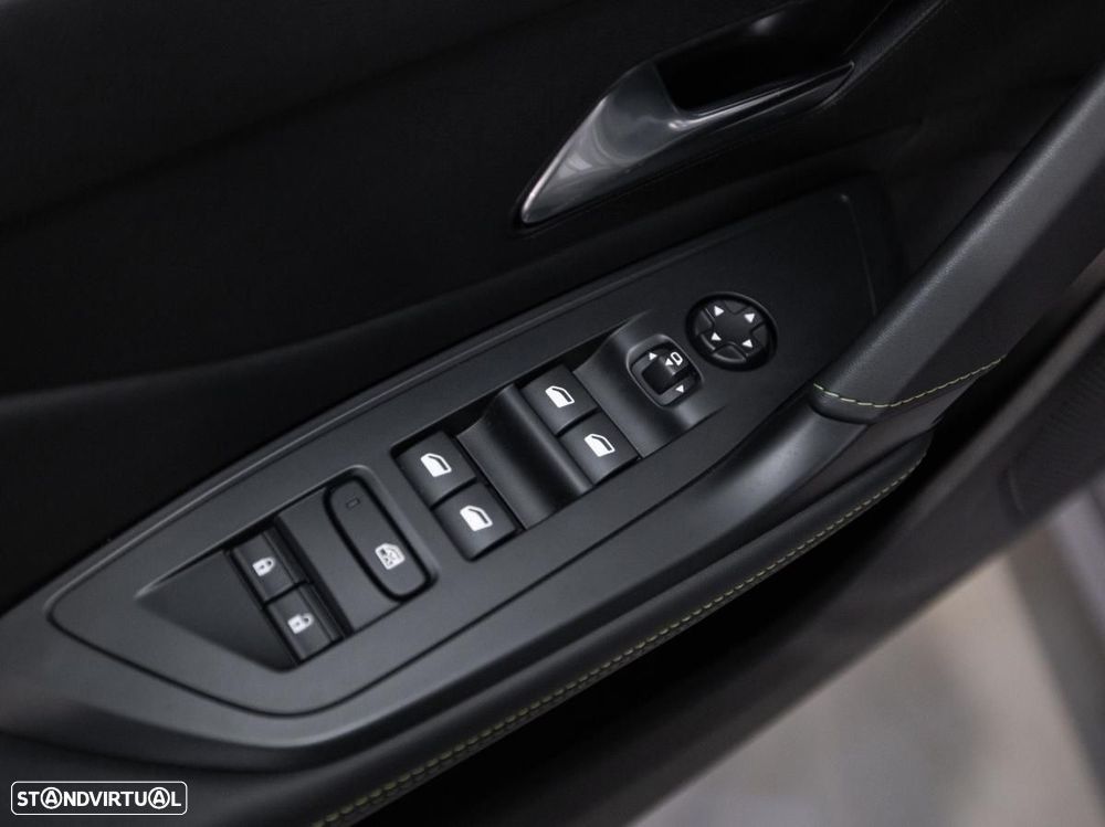 Peugeot 308 SW 1.2 PureTech GT EAT8 - 13