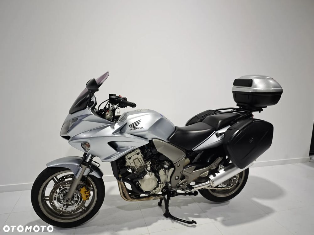 Honda CBF - 19