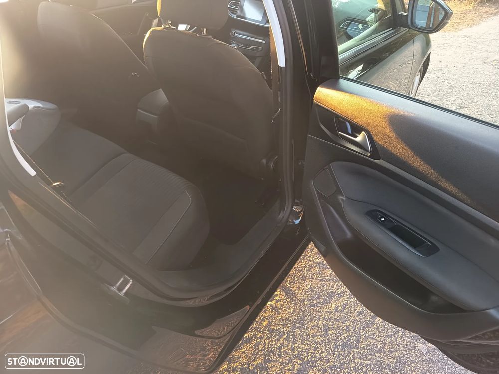 Peugeot 308 SW 1.6 BlueHDi Allure EAT6 - 9