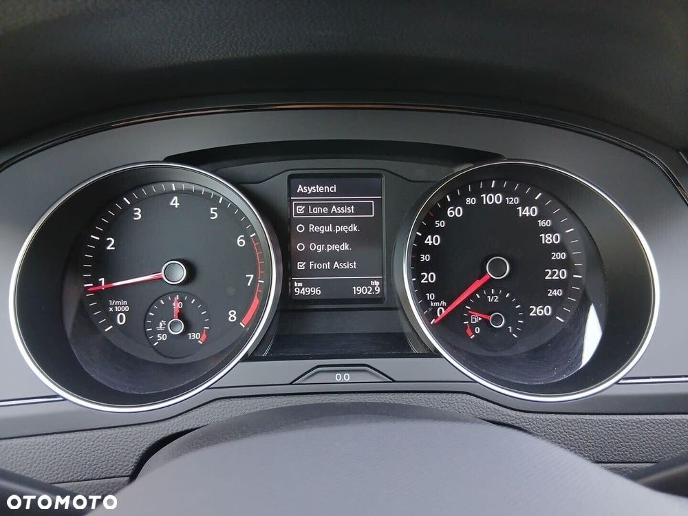 Volkswagen Passat 1.5 TSI EVO Essence - 26