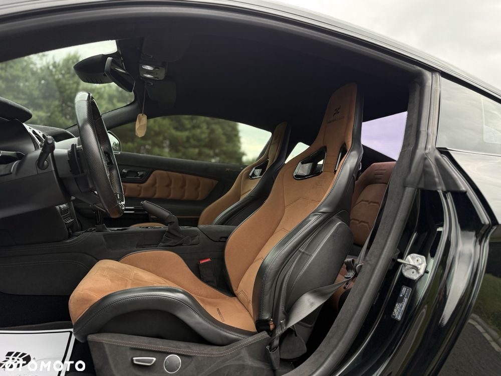 Ford Mustang - 26
