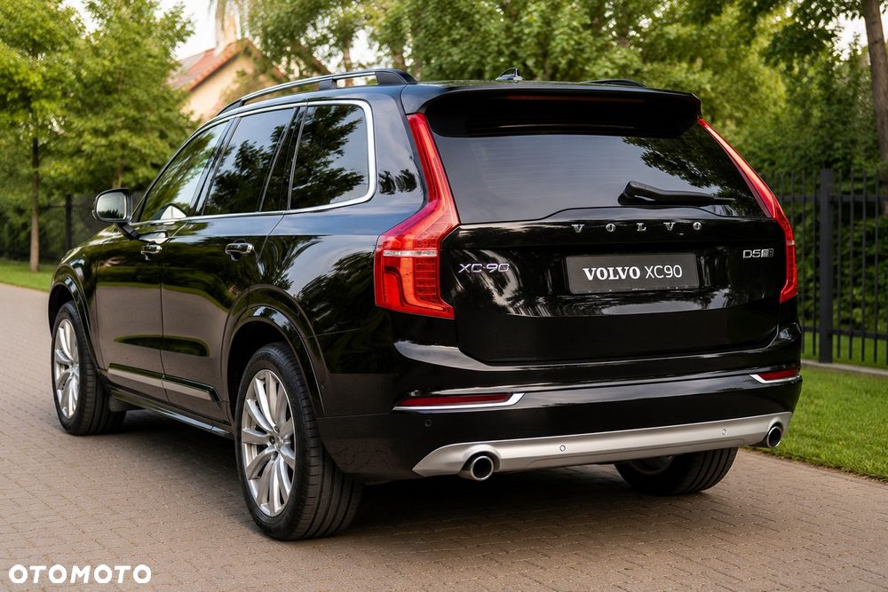 Volvo XC 90 D5 AWD Momentum - 5