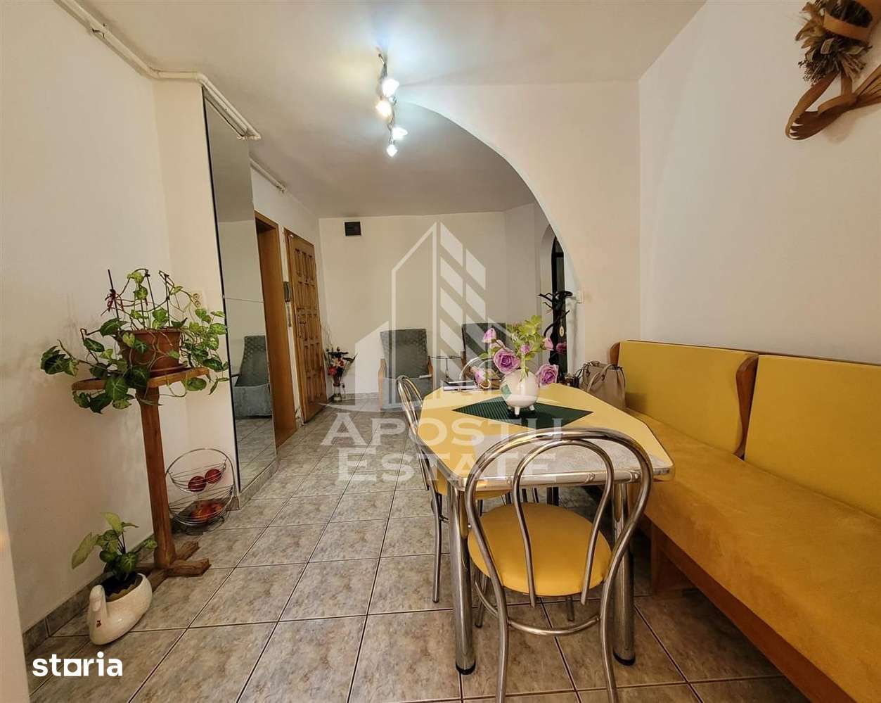 Apartament de vanzare cu 3 camere,etaj intermediar, Aradului,Timisoara — fotografia 2