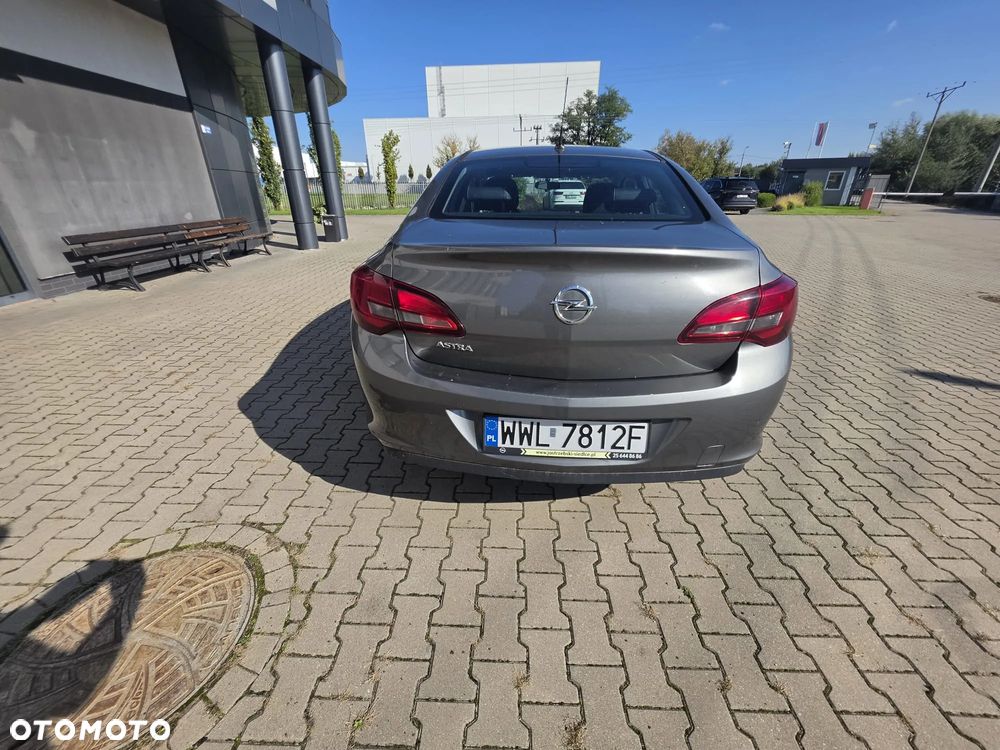 Opel Astra 2017 photo 4