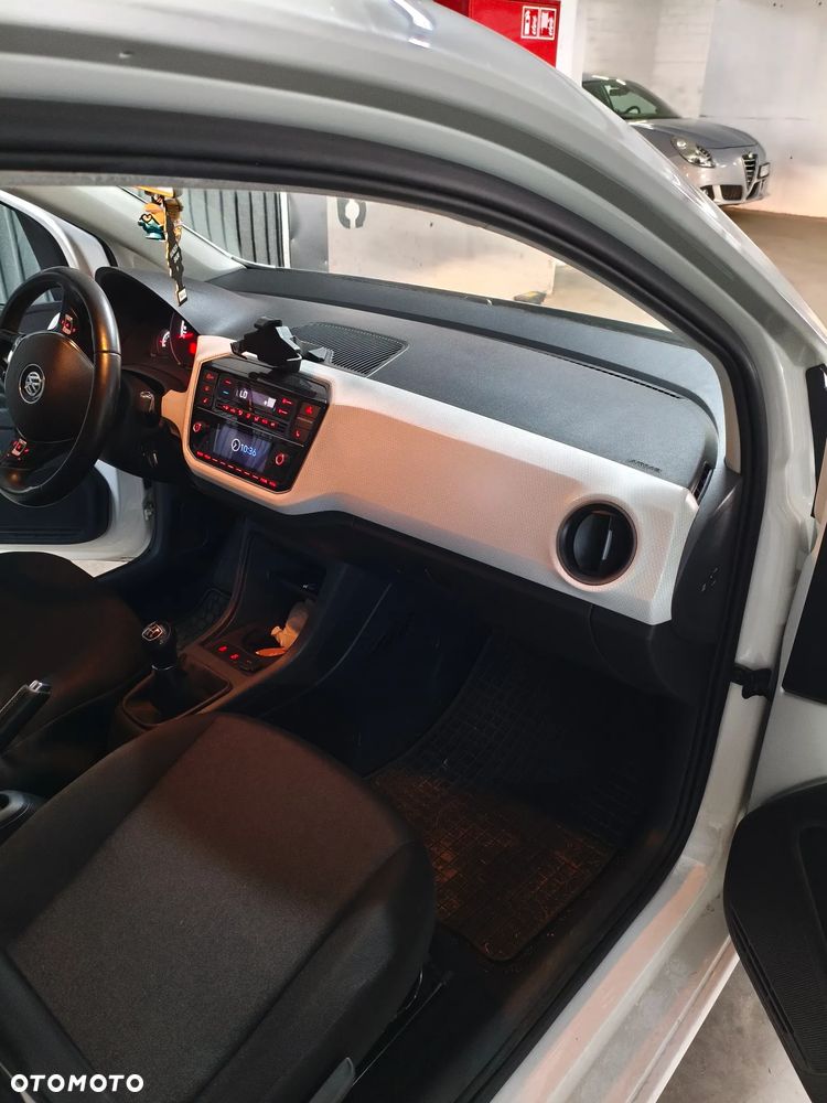 Volkswagen up! 1.0 high - 2