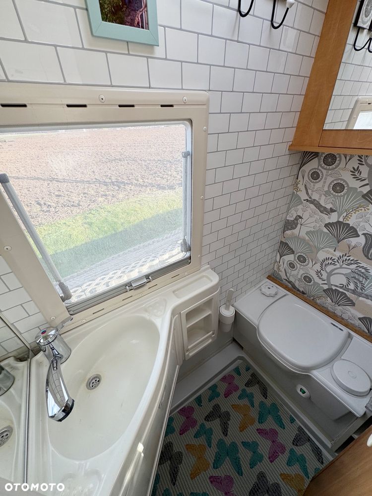 Fiat Ducato Heku kamper półintegra 2,8 - 36