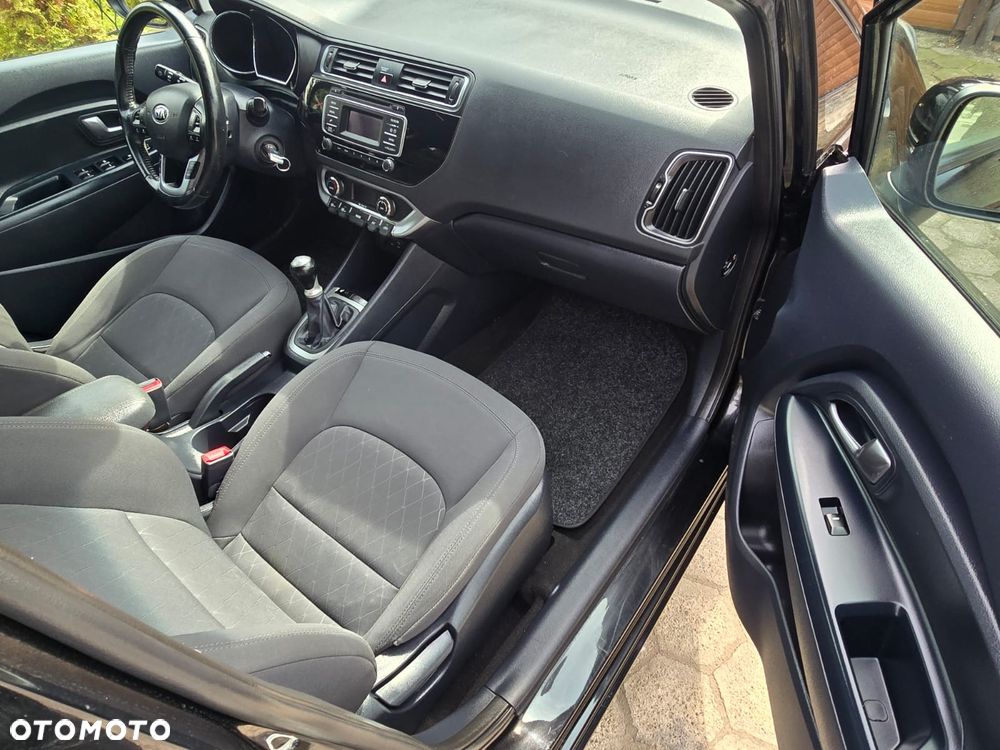 Kia Rio 1.2 Attract - 12