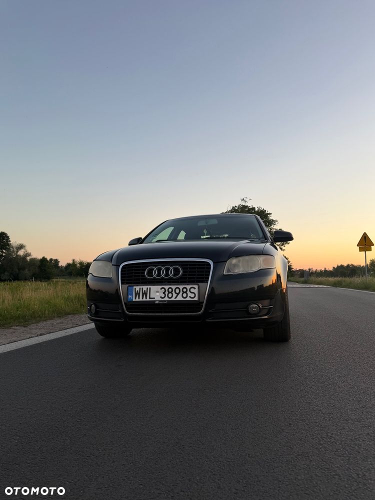 Audi A4 Limousine - 6