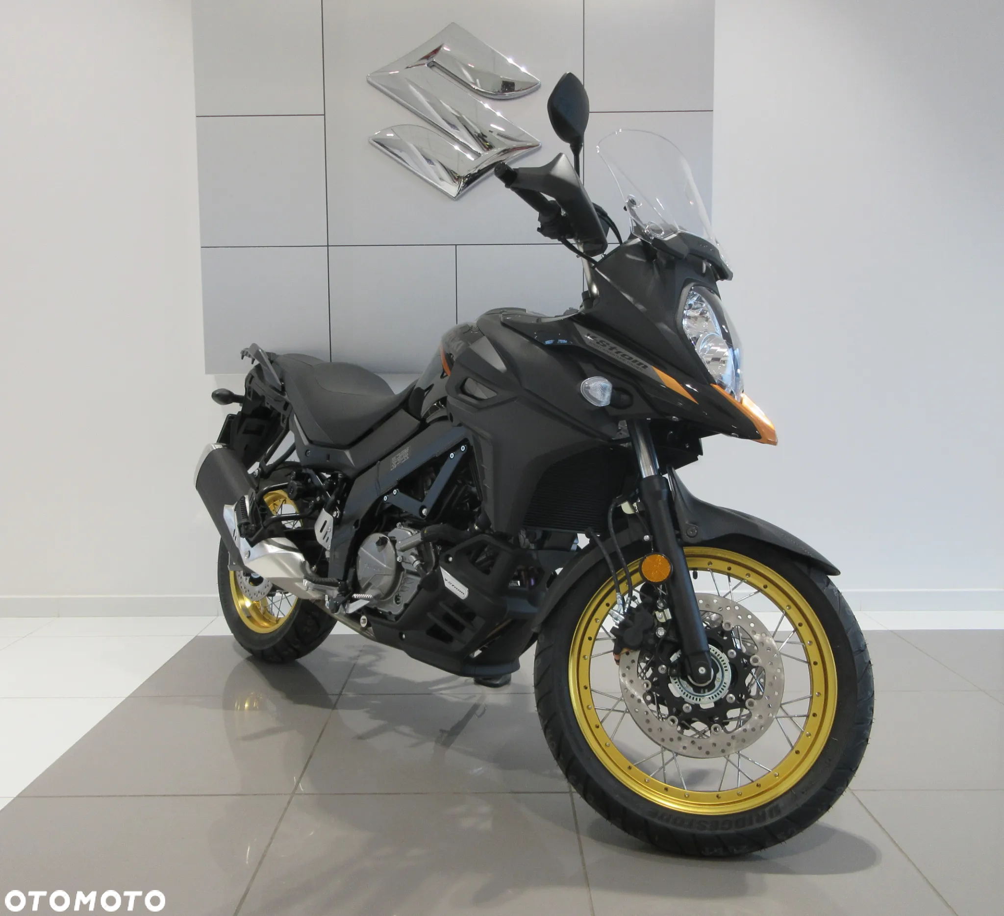 Suzuki V-STROM - 3