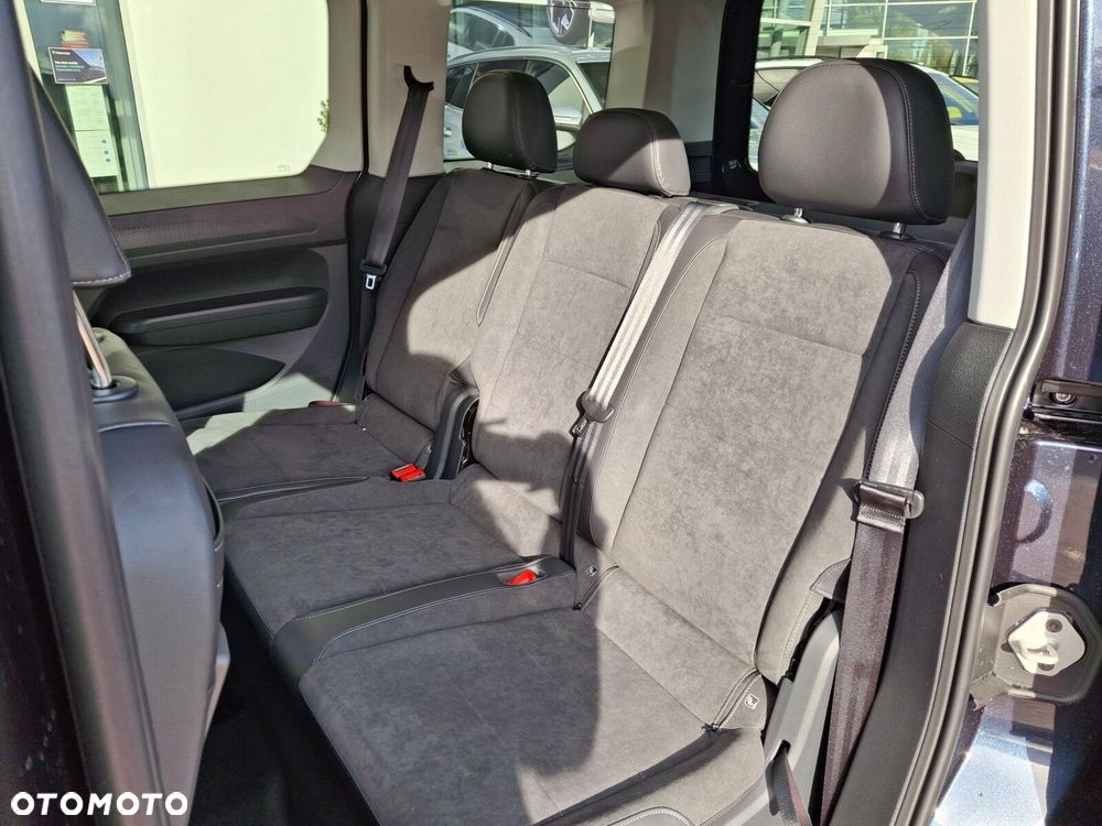 Volkswagen Caddy 1.5 TSI Style DSG - 30