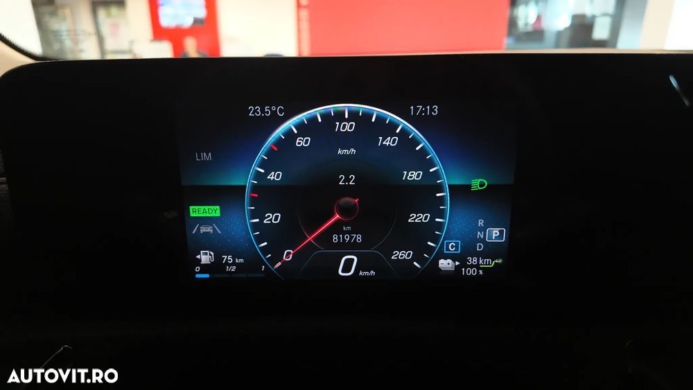 Mercedes-Benz A 250 e 8G-DCT - 22