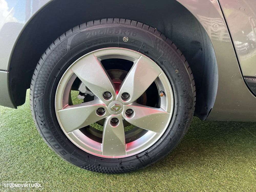 Renault Mégane Sport Tourer 1.5 dCi GT Line - 10