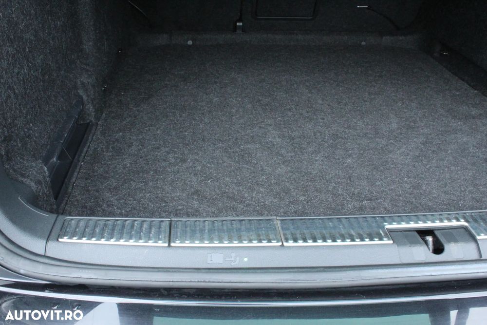 Skoda Superb 1.5 TSI DSG Sportline - 24