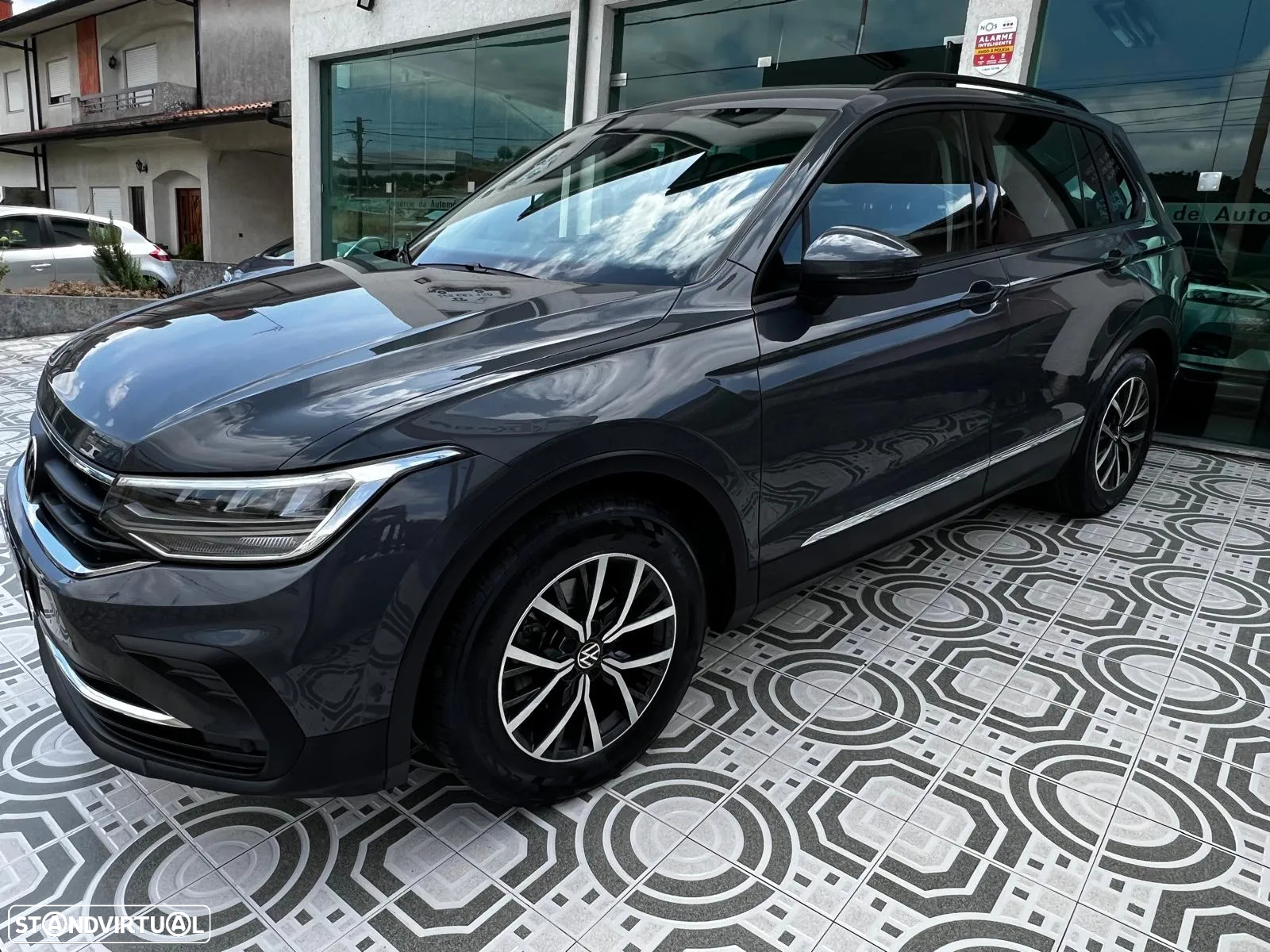 VW Tiguan 2.0 TDI Life - 30