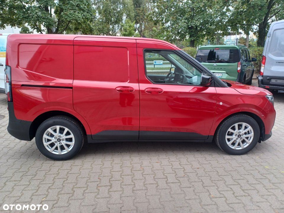 Ford Transit Courier - 7