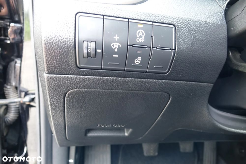 Hyundai i30 - 25