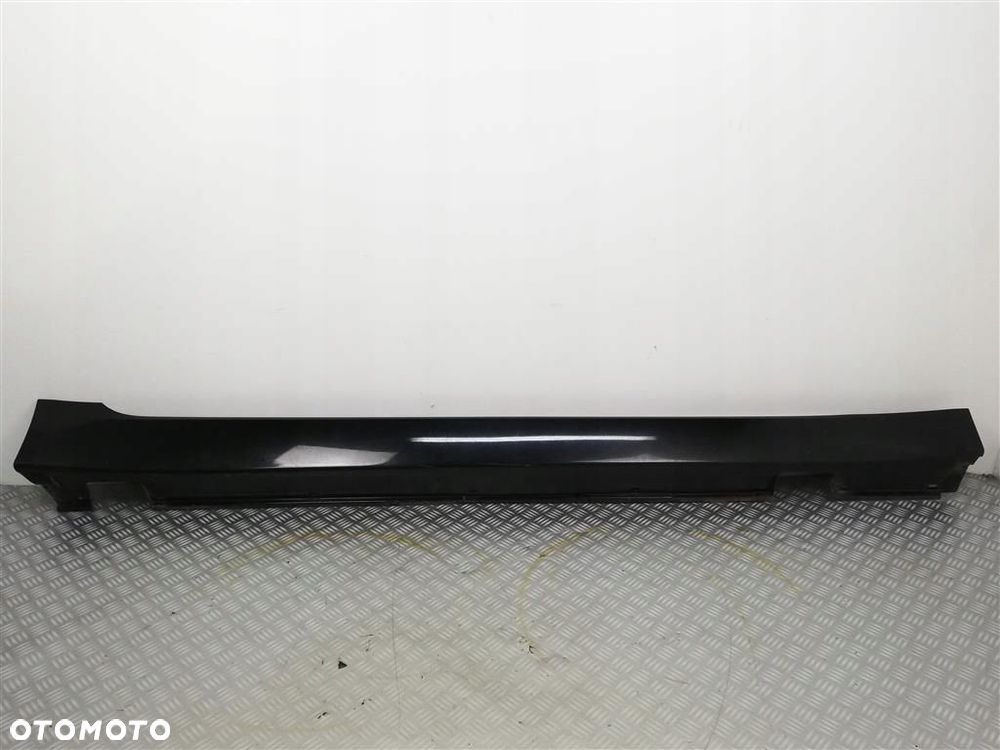 Listwa progowa ZEWNĘTRZNA prawa BMW Seria 5 E61 KOMBI 2003-2010 - 1